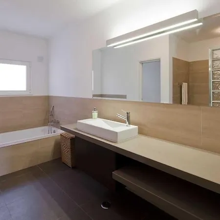 Luxury Algarve Villa: Private Pool Walk To * Carvoeiro (Lagoa)